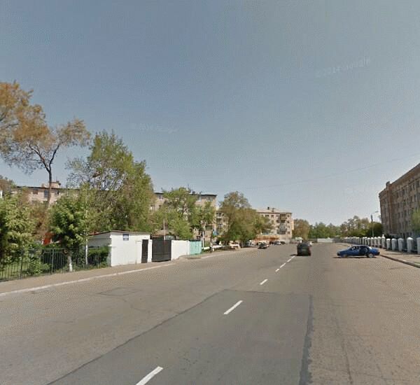 Банкомат Уральского Банка Реконструкции и Развития по адресу улица Аксакова 32